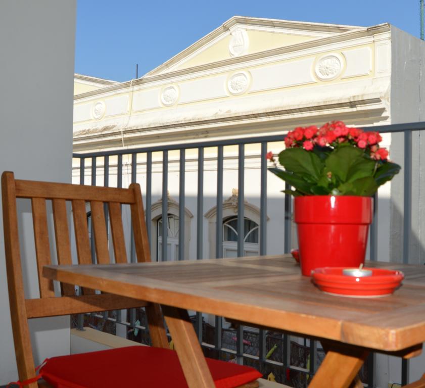Entrecubos Guesthouse Olhão Oda fotoğraf