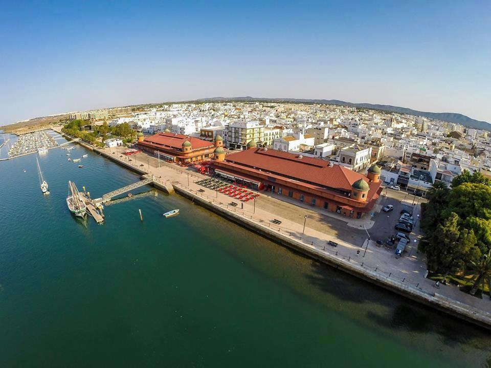 Entrecubos Guesthouse Olhão Dış mekan fotoğraf