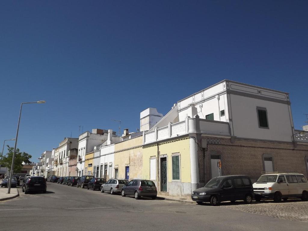 Entrecubos Guesthouse Olhão Dış mekan fotoğraf