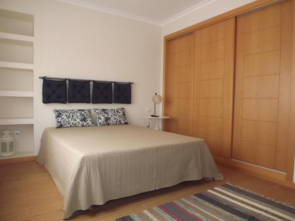 Entrecubos Guesthouse Olhão Oda fotoğraf