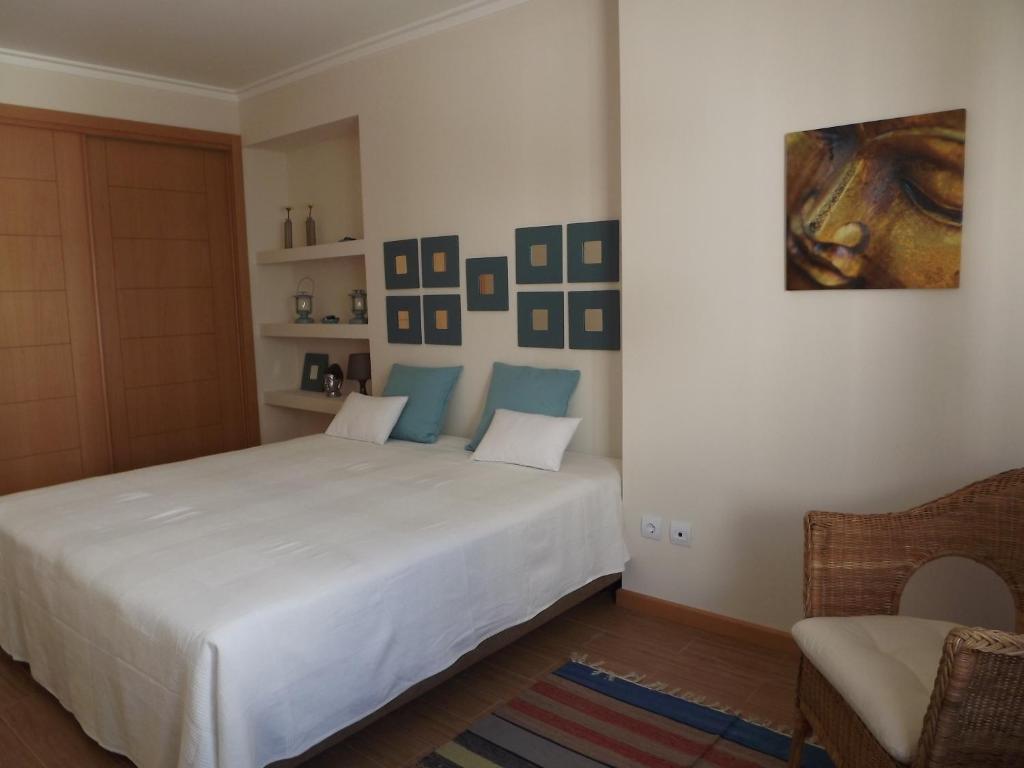 Entrecubos Guesthouse Olhão Oda fotoğraf