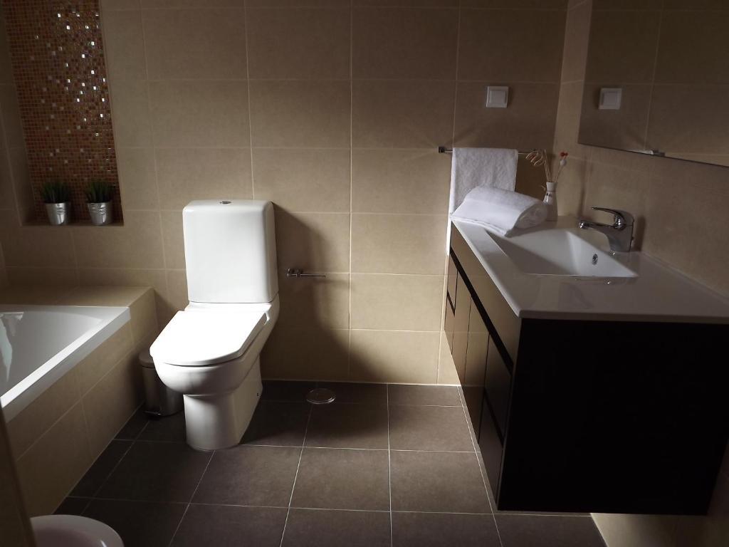 Entrecubos Guesthouse Olhão Oda fotoğraf